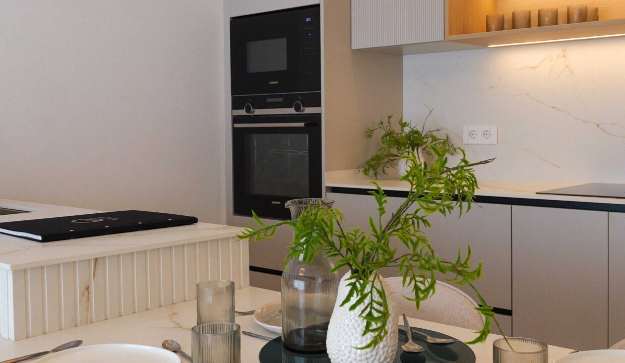 https___euromarina.com_wp-content_uploads_Piloto-2-habitaciones-05-1-scaled