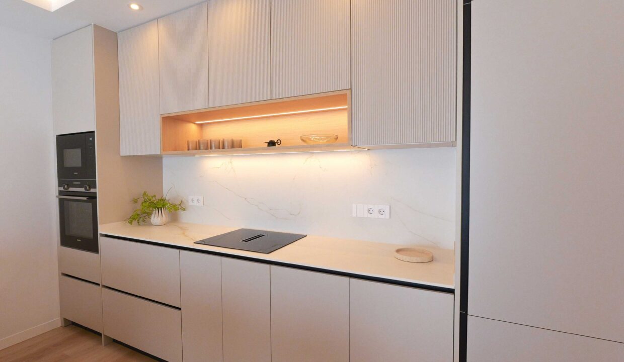 https___euromarina.com_wp-content_uploads_Piloto-2-habitaciones-06-scaled